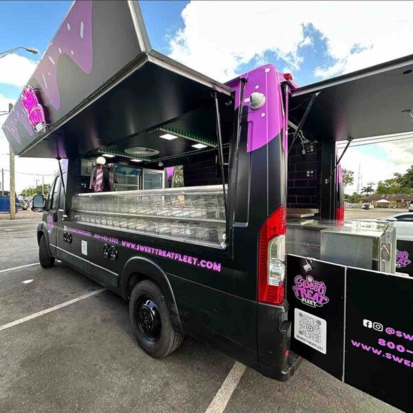 FOOD TRUCK