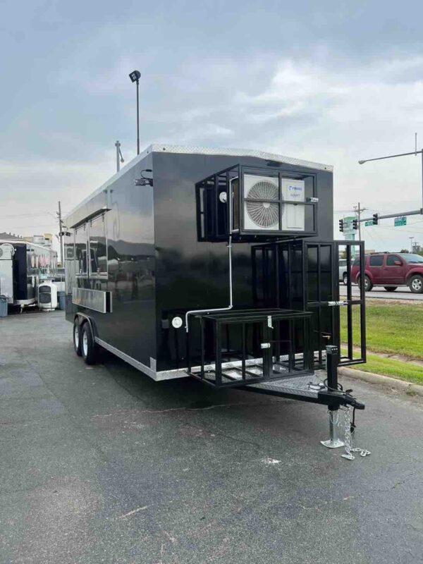 FOOD TRAILER
