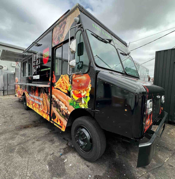 CUSTOM FOOD TRUCK - Image 3
