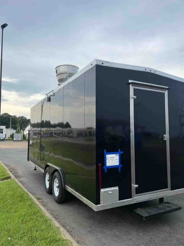 FOOD TRAILER - Image 4