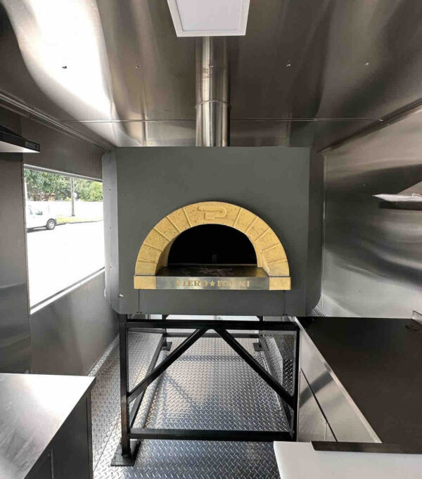 CUSTOM FOOD TRUCK - Image 3