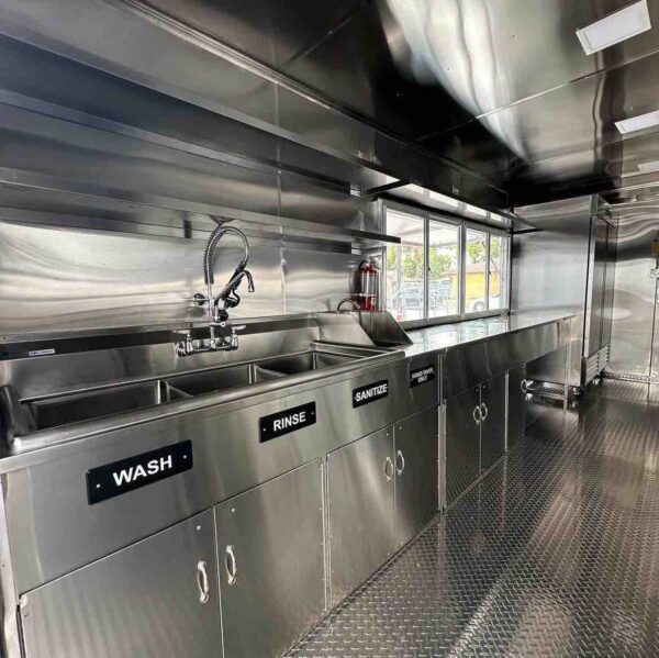 FOOD TRAILER - Image 6