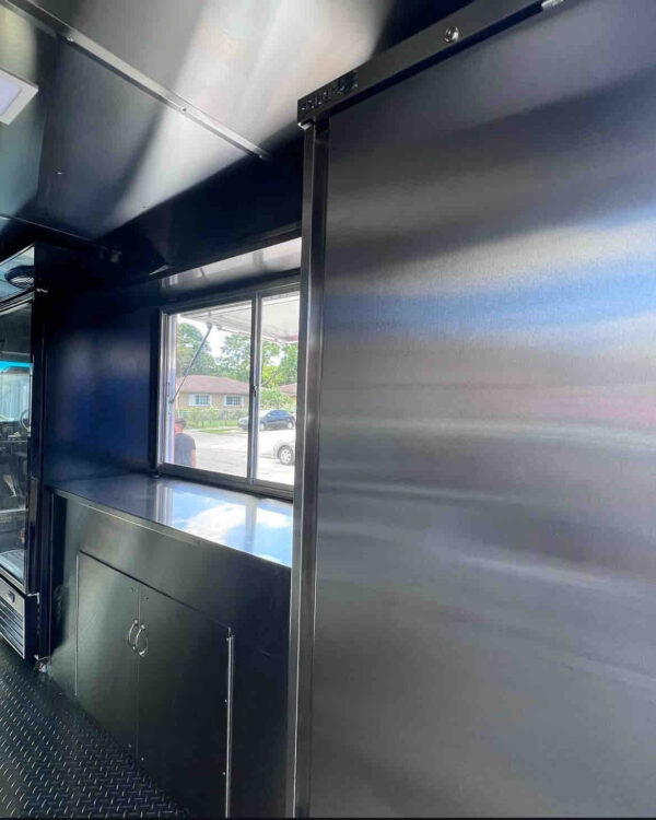 FOOD TRUCK - Image 6